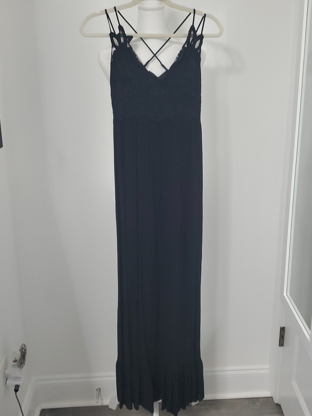 J for Justify Black Maxi Dress - S